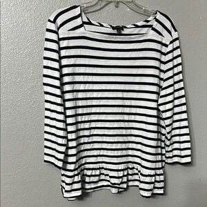 Talbots Relaxed Black and White 3/4 Sleeve Blouse